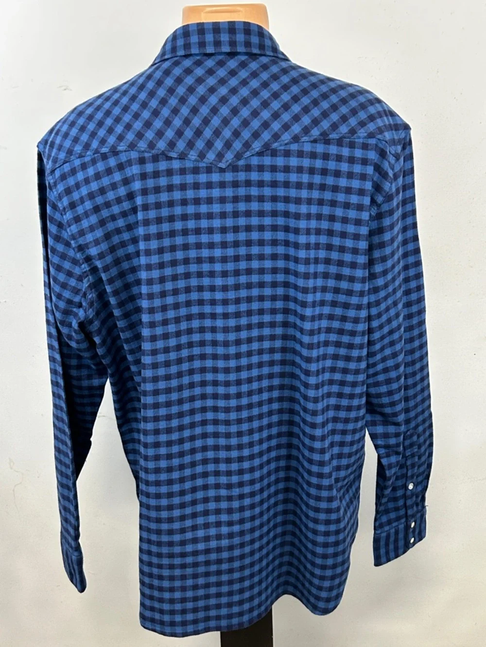 Lucky Brand long sleeve button down flannel shirt.  XL (NWT) - Picture 6 of 7
